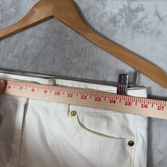 J McLaughlin Jeans Size 10 White Tapered Leg Gold Buttons 5 Pocket - Picture 9 of 13